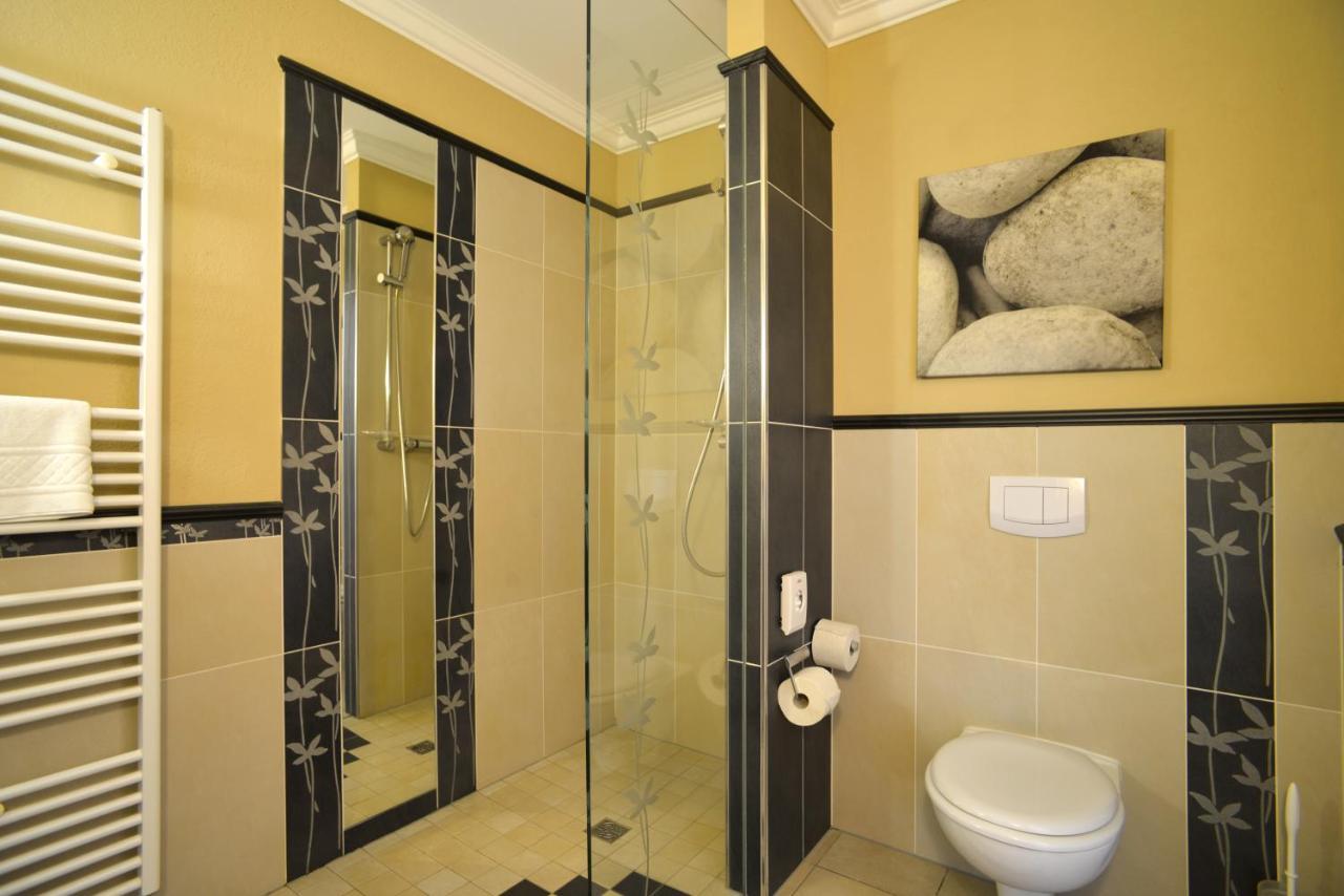 M13 Hotel Riol Dış mekan fotoğraf