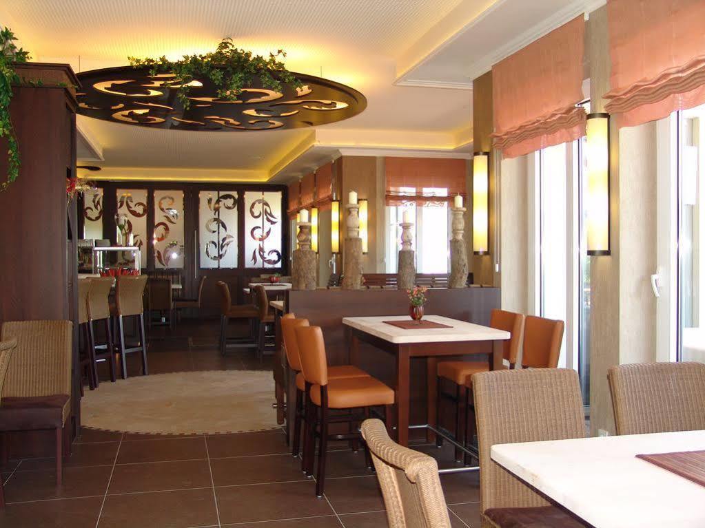 M13 Hotel Riol Dış mekan fotoğraf